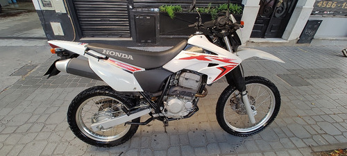 Imagen 2 de 15 de Honda Tornado Xr 250
