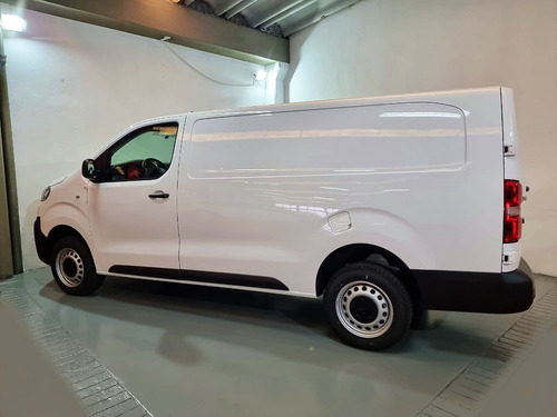 Imagen 9 de 17 de Citroën Jumpy 1.6 Td 115cv | 2023 | Entrega Inmediata