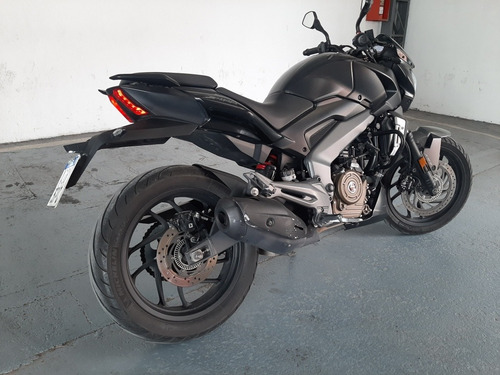 Imagen 3 de 15 de Bajaj Dominar 400