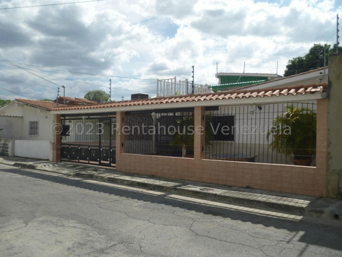 Casa En Venta  Fundacagua Aragua Cod. 23-24821 Yb