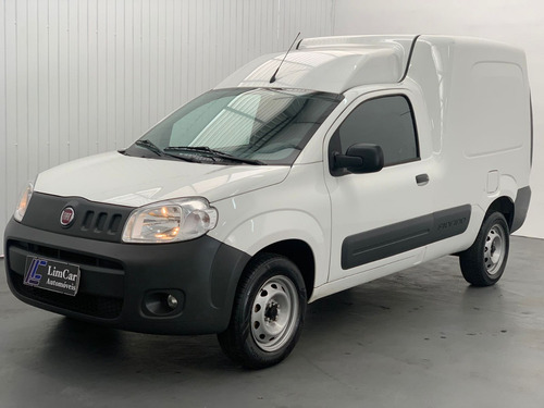 Imagem 10 de 22 de Fiat Fiorino 2020 1.4 Hard Work