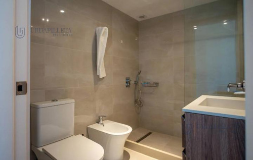 Apartamento Penthouse En Venta Sense Manantiales