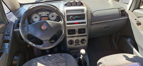 Fiat Idea 1.8 Adventure Locker Flex 5p