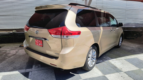 Toyota Sienna 3.5 Limited V6 At
