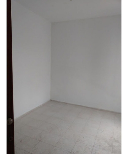 Imagen 12 de 16 de Gvprop Vende Apta Crédito: Casa 2 Dorm., Garaje, Excelente Ubicación - Bº San Martin - Córdoba