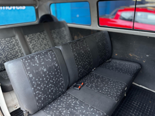Volkswagen Kombi 1.4 MI FURGÃO 8V FLEX 3P MANUAL