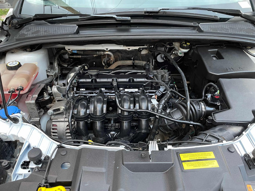 Ford Focus III 1.6 Sedan S