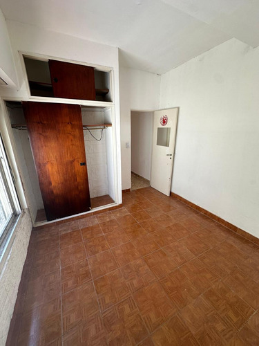 Venta Departamento De 2 Ambientes En Carapachay