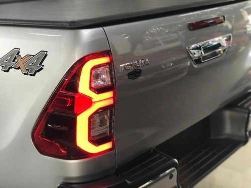 Imagem 8 de 20 de Toyota Hilux 2.8 Srx 4x4 Cd 16v
