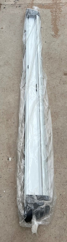 Estribo Lateral Aluminio Satinado Original Volkswagen Amarok Gris