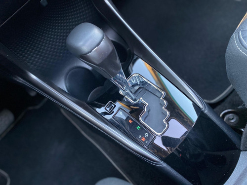 Toyota Yaris 1.5 16V FLEX SEDAN XLS CONNECT MULTIDRIVE