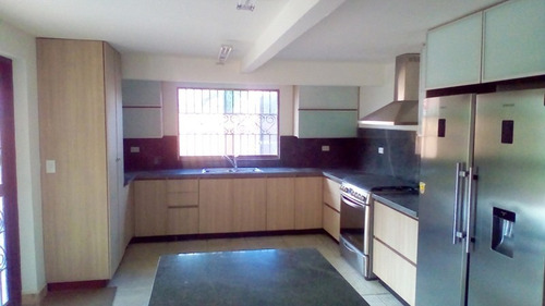 Imagen 6 de 9 de Gabriel Rivas Casa En Venta En Urb. Altos De Guataparo Valencia Cod: Foc-838