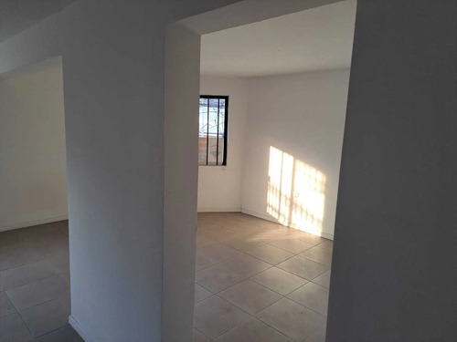 Se Vende Gran Local Comercial Sector Centro (149545)