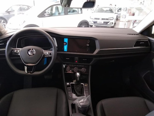 Volkswagen Jetta 1.4 Comfortline 250 Tsi Flex Aut. 4p