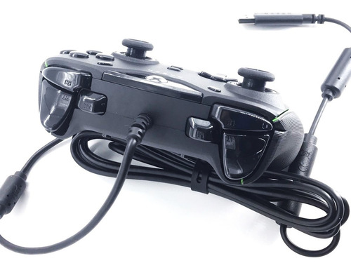 Imagen 5 de 6 de Control Gamer Alambrico Xbox Pc Razer Wolverine V2 Usb Negro