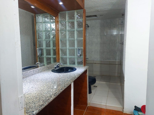 Imagen 8 de 12 de En Venta Townhouse Ubicado En La Urbanizacion Lomas Del Mar Ve03-618lm-atov