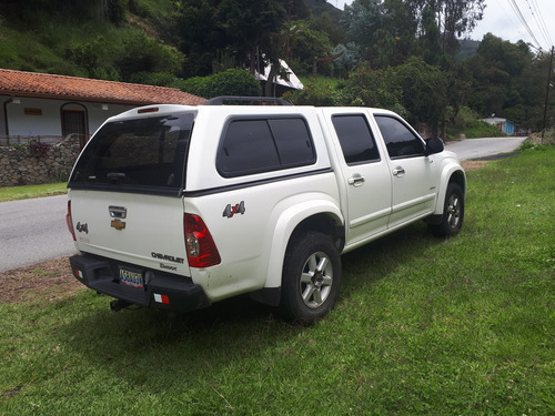 4 X 4 , Manual , 6 Cilindros En V , Usa Gasolina
