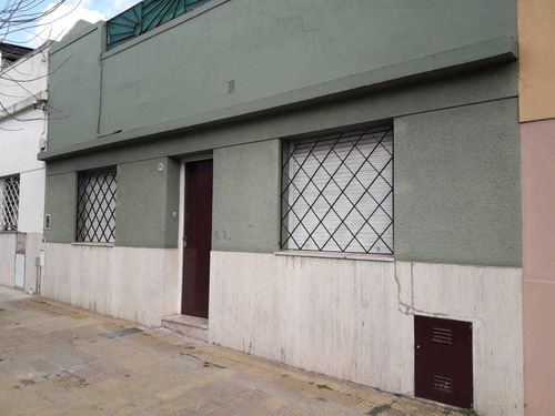 Imagen 1 de 12 de Casa Con Patio Y Terraza, Villa Urquiza