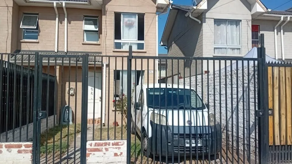 Imagen 1 de 16 de Venta Casa 2d 1b, Metro Tren Paine. Comisión Rebajada !!