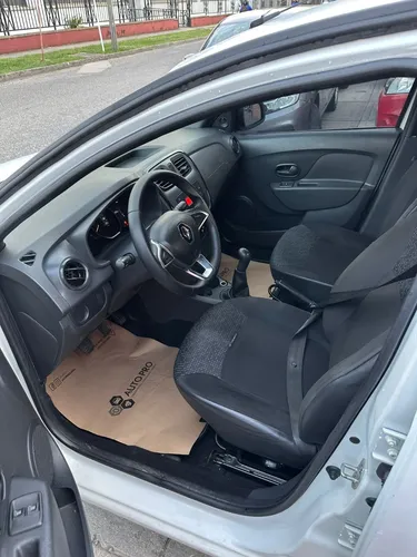 Renault Logan 1.6 Authentique / Life
