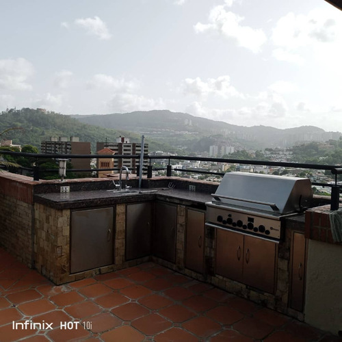 En Venta Lujoso Ph Urb. La Tahona De 420m2 / 4h / 7b / 4p / 1 M