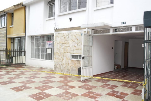 Casa En Arriendo En Bogota La Castellana