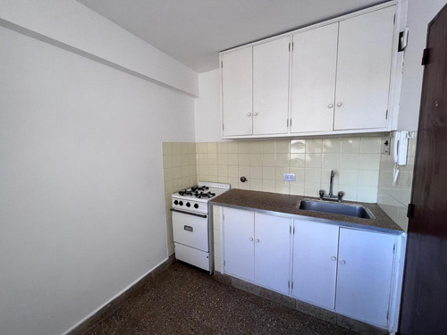 Monoambiente En Alquiler O Venta En La Plata