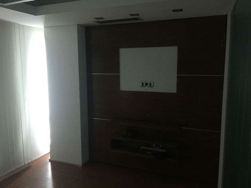 Oficina Premium - De Categoria - En Rivadavia Esq Av. Olmos