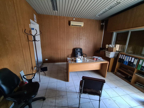 Imagen 13 de 21 de Galpón Losa 370 M² Cub C/ Oficinas, Baños Y Vestuarios - Alquilado Con Renta - Ciudadela