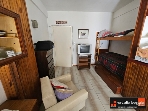 Oportunidad Inversores 4 Departamentos, 1 Casa Y 1 Local A 100 Mts Del Mar V5781