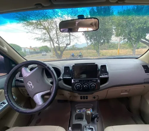 Toyota Fortuner 4x2 Sr5 2.7lt