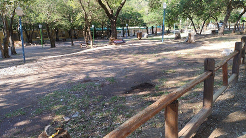 Imagen 11 de 23 de Local Comercial En Venta En La Falda