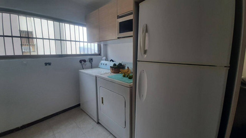 Imagen 11 de 13 de 141284 Cómodo Y Amplio Apartamento En Venta En Las Quintas Naguanagua - Carmen María González 0412.4359728