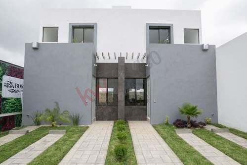 Imagen 1 de 22 de Casa En Venta En Carretera Internacional Tuxtla-ocozocoautla A 15 Min. De La Ciudad. Fracc. Bosques Del Sayab
