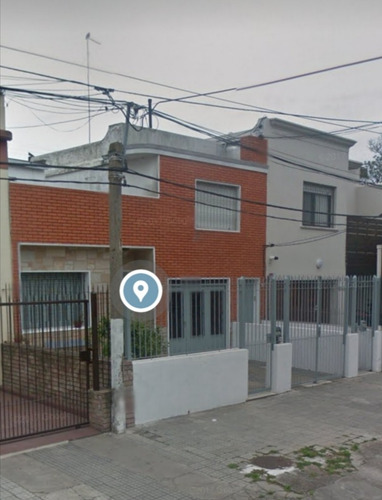 Venta De Casa Y Apto Puerto Buceo De 4 Dormitorios 3 Baños