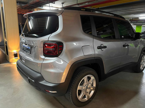Imagen 12 de 19 de Jeep Renegade 2022 1.8 Sport At Plus