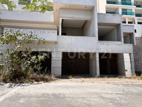 Casa En Obra Negra En Venta En Fracc. Lomas Del Tecnológico, Slp.