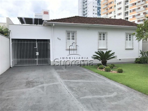 Imagem 4 de 8 de Casa No Centro De Itajai - 926