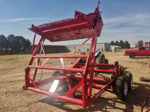Imagen 12 de 15 de Implemento Para Tractor Agricola Levantadora De Piedra