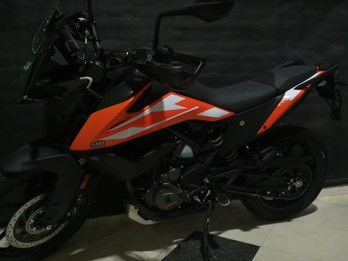 Imagen 11 de 15 de Motocicleta Ktm Adventure 250 2022 0km Naranja