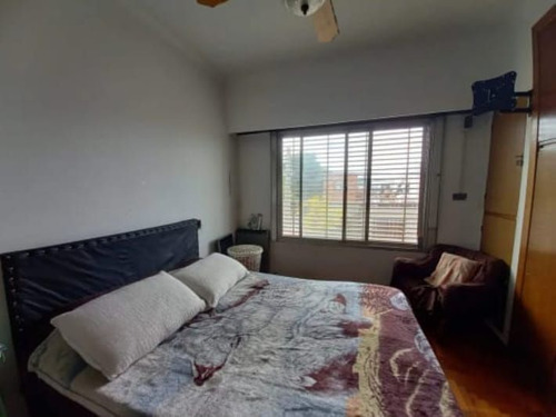 Imagen 9 de 11 de Amplio Departamento En Venta De 4 Ambientes En Lanús Oeste