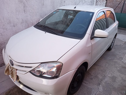 Toyota Etios 1.5 Xs