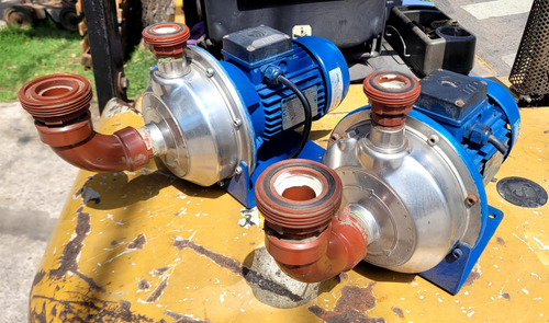 Bomba Inoxidable Lowara 0.75hp Cerveza Leche Químicos Indust Azul 50 Trifásica (Usado)