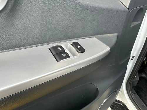 Dongfeng DF212 PLUS DC CABINA DOBLE PLUS GASOLINA 4X2