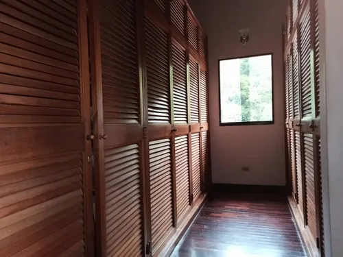 Casa En La Lagunita (fm)