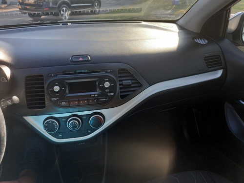 Imagem 13 de 15 de Kia Picanto 2013 1.0 Ex Flex 5p