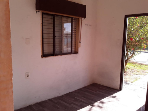 Imagen 3 de 16 de Venta Casa Zona Sur De Ciudad De Pando- 3 Dormitorios.