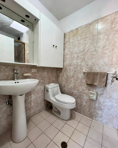 Venta Apartamento 90 Mts. Urb. Los Caobos Maracay Aragua