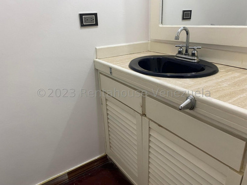 Ss: Vende Casa 25-4103 En La Lagunita Country Club De 709 M2, 5h/7b/20pe