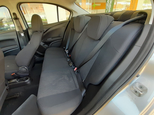 Fiat Cronos 1.3 FIREFLY FLEX DRIVE MANUAL